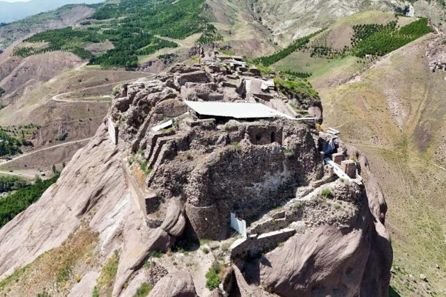 قلعه الموت در آستانه ثبت جهانی؛ ایران صاحب سی‌امین میراث جهانی می‌شود؟
