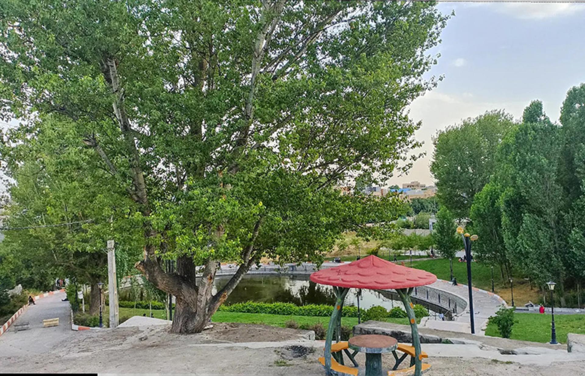 پارک سرسبز در سرعین