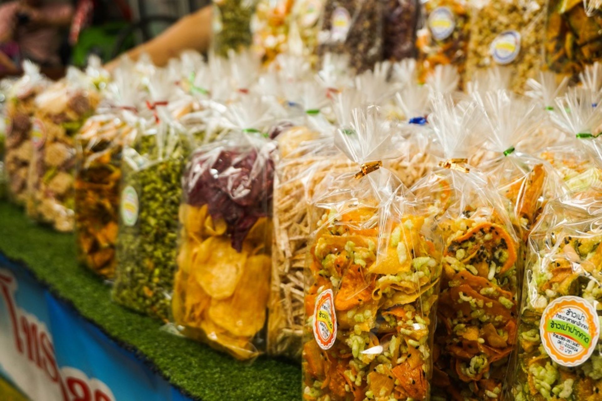میوه خشک برای سفر 