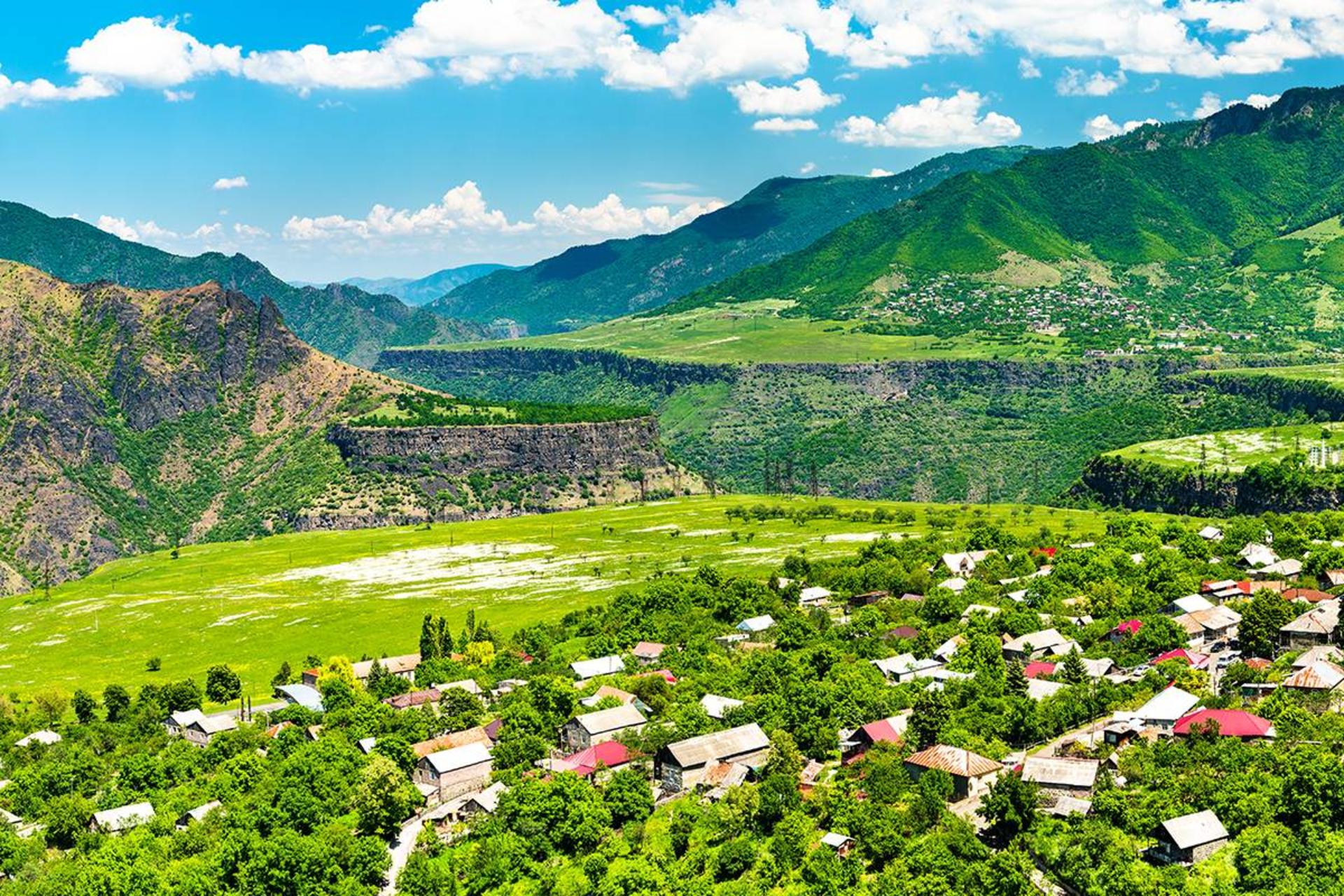 طبیعت سرسبز دره دبد ارمنستان