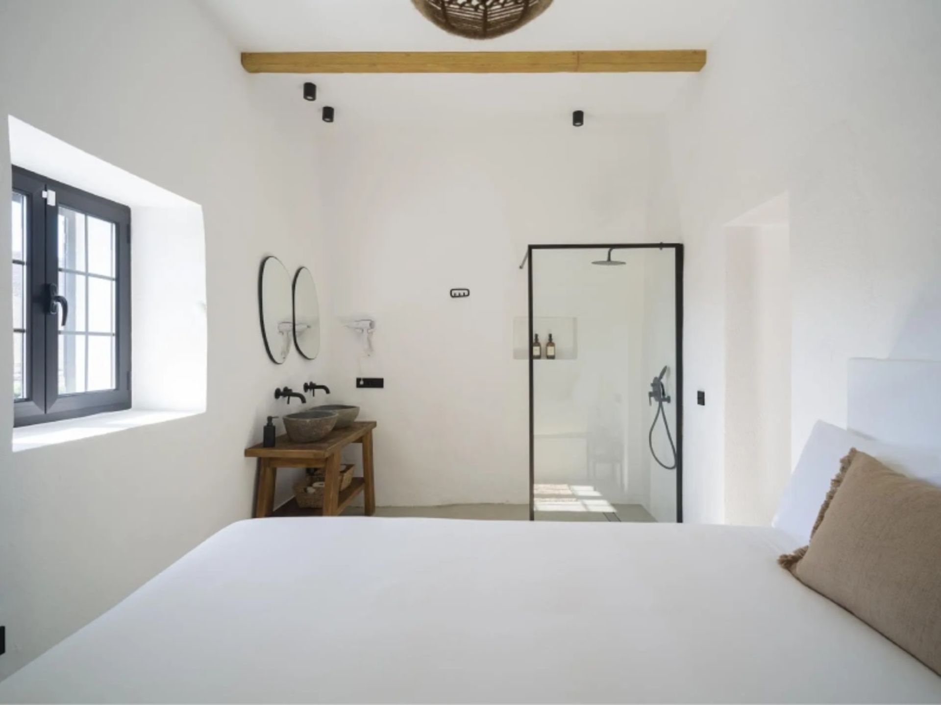 حمام در اتاق خواب در بوتیک هتل لا کاسیتا د فمس