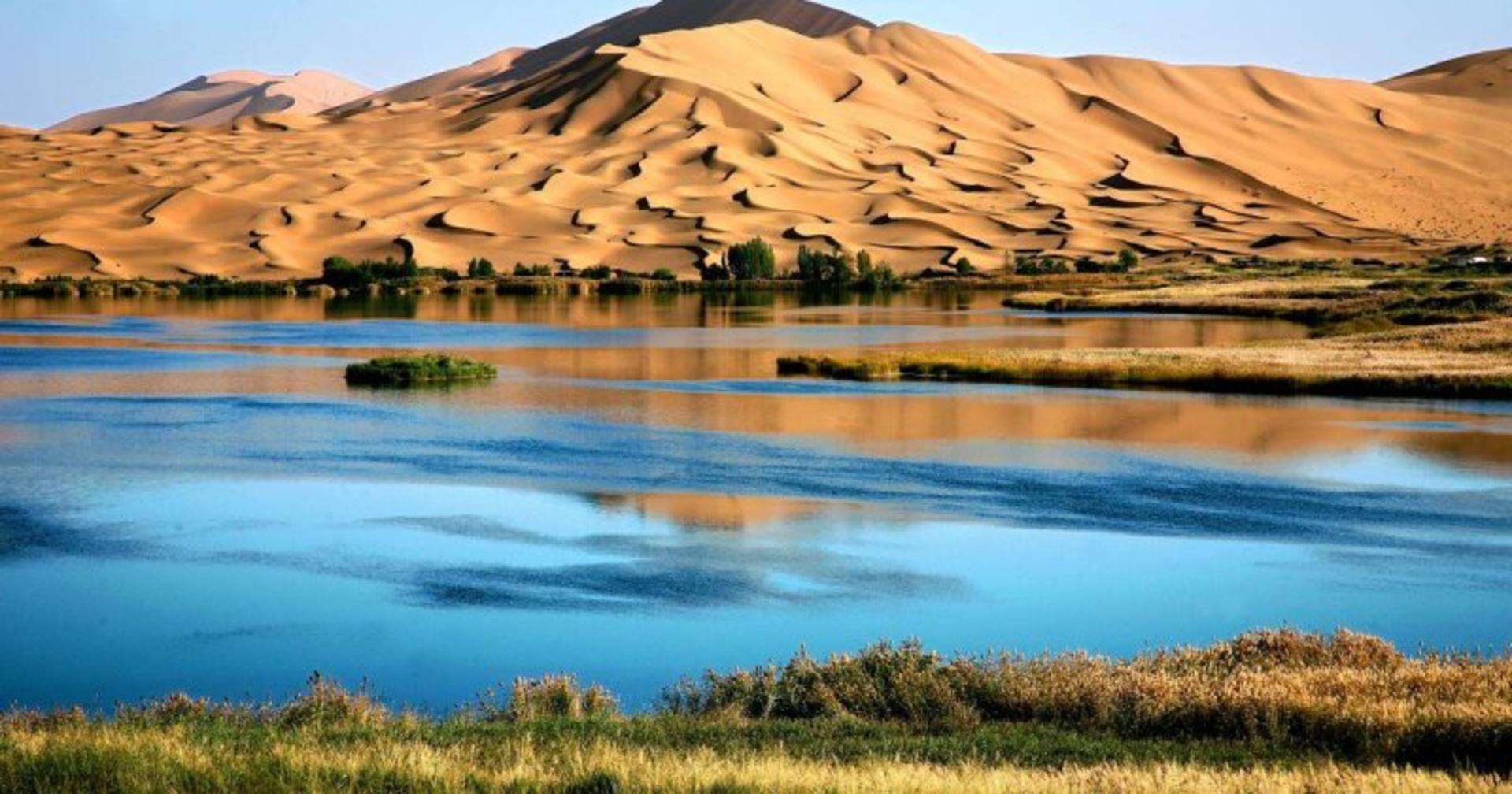 دریاچه در کویر باداین جاران 